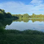 Prázdninový dům Lovely In Loire For 10 *